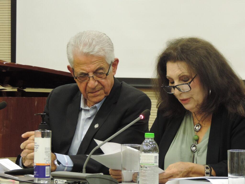 “Των ενυπνίων” & “Το Συμβόλαιο” του Μάριου Μιχαηλίδη