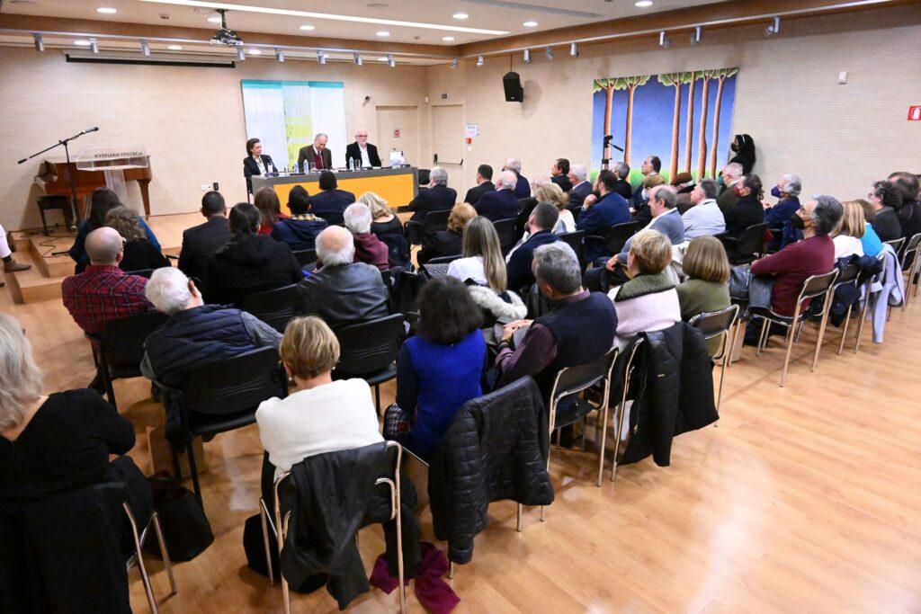 “Πτυχές και Διαθλάσεις του Κυπριακού 1821  Πρόσωπα, σχέδια και σκιές” του Πέτρου Παπαπολυβίου