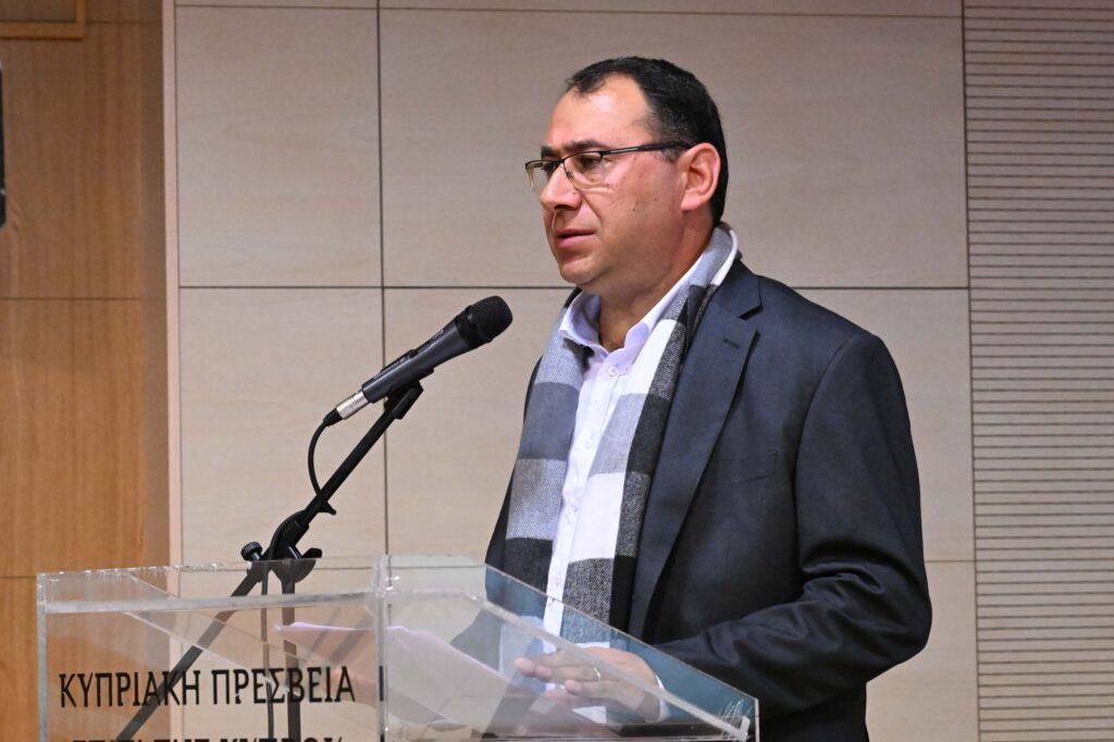 “Περιλοές με σέβος” του Κοσμά Γ. Οικονόμου
