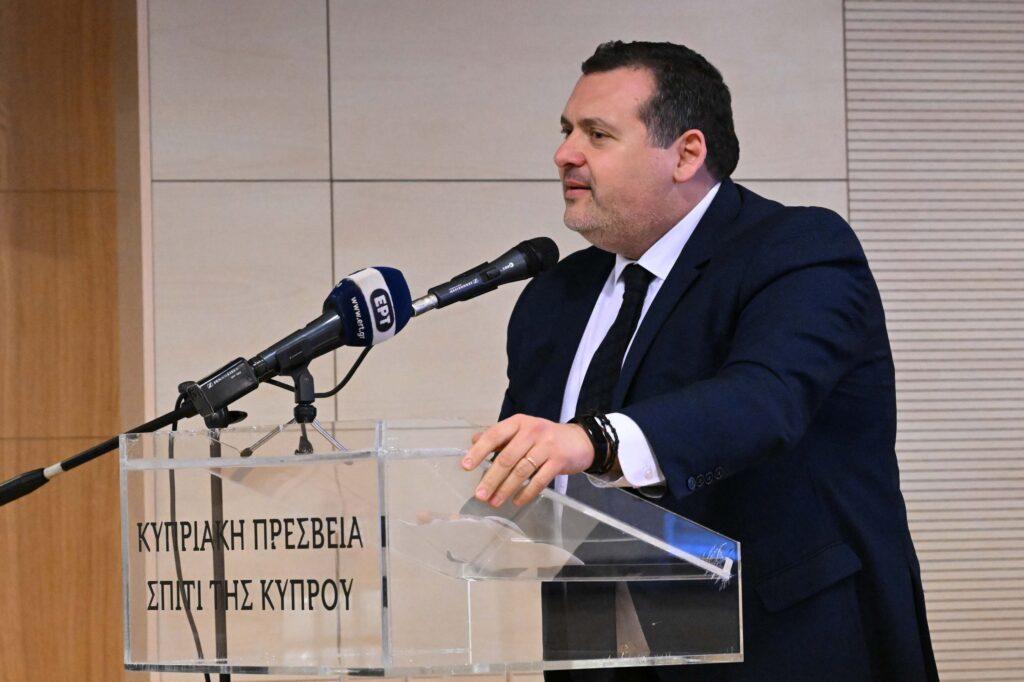 “ΚΑΤΑΓΡΑΦΗ” του Γιαννάκη Ομήρου