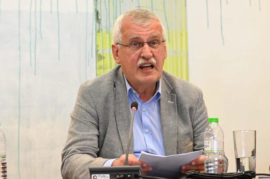 “ΕΚΕΙ ΠΟΥ ΣΜΙΓΟΥΝ ΟΙ ΚΑΙΡΟΙ” Διήμερο συνέδριο αφιερωμένο στην μνήμη του Μιχάλη Πιερή