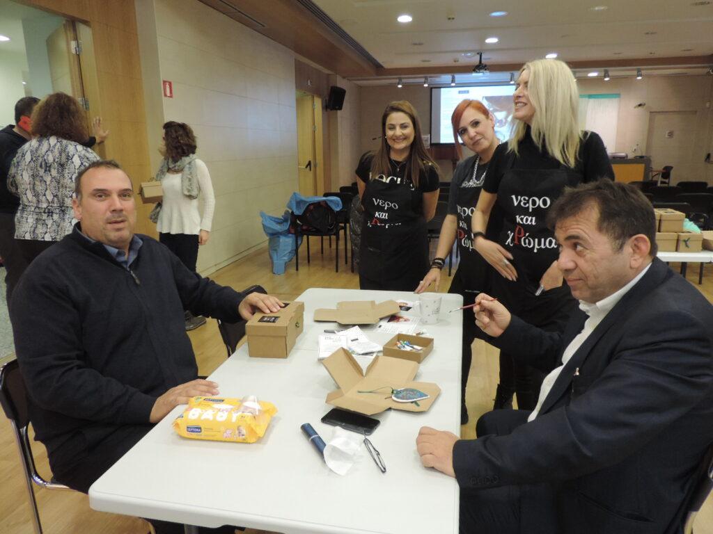 “φτιάξε μια καρδιΑΛΜΑ – νερό και χΡώμα”