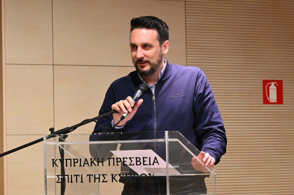 “ΠΡΟΦΗΤΕΙΕΣ” του Γιώργου Δάμπαση