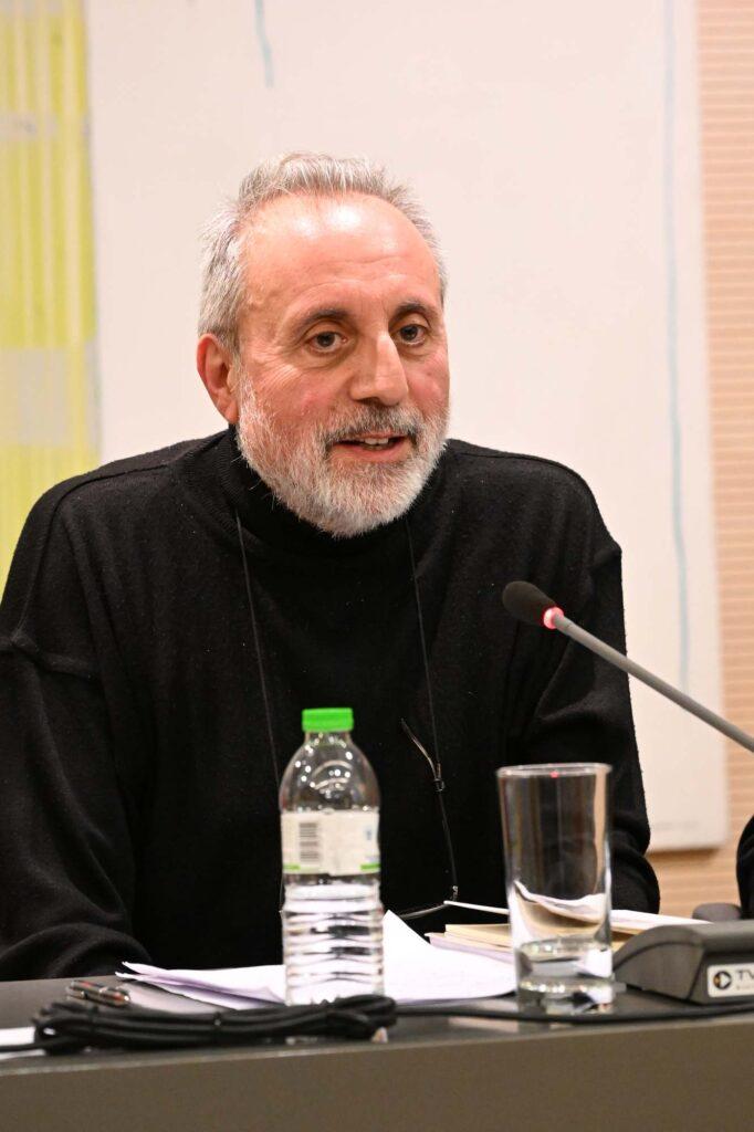 “ΠΡΟΦΗΤΕΙΕΣ” του Γιώργου Δάμπαση