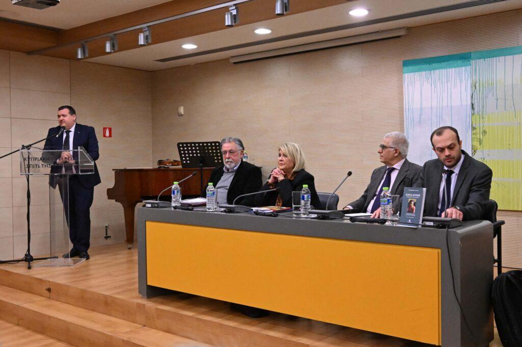 “ΑΝΔΡΕΑΣ ΛΕΝΤΑΚΗΣ. 25 χρόνια μετά είναι ακόμη εδώ” της ‘Εφης Σαβουλίδου Λεντάκη