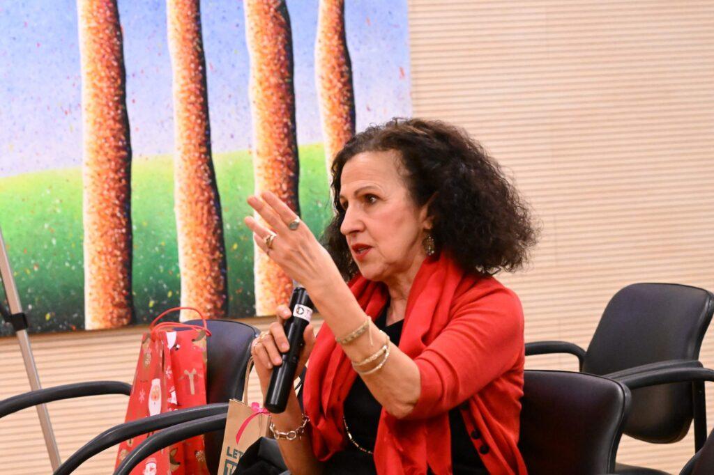 “Η Αρχαιολογική Έρευνα του ΑΠΘ στην Κύπρο. Η ανασκαφή στην αναβαθμίδα του Ρουδιά στο Τρόοδος.”