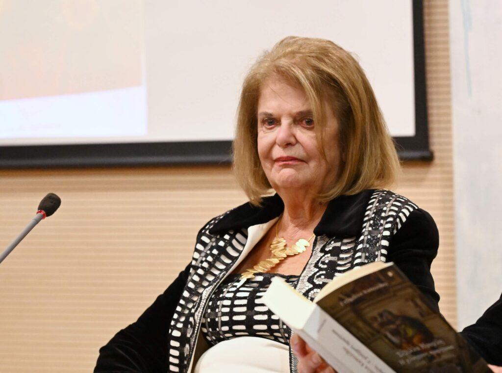 “Σίβυλλα Ηροφίλη. Η xιλιόχρονη προφήτισσα” της Γαβριέλλας Κασουλίδου