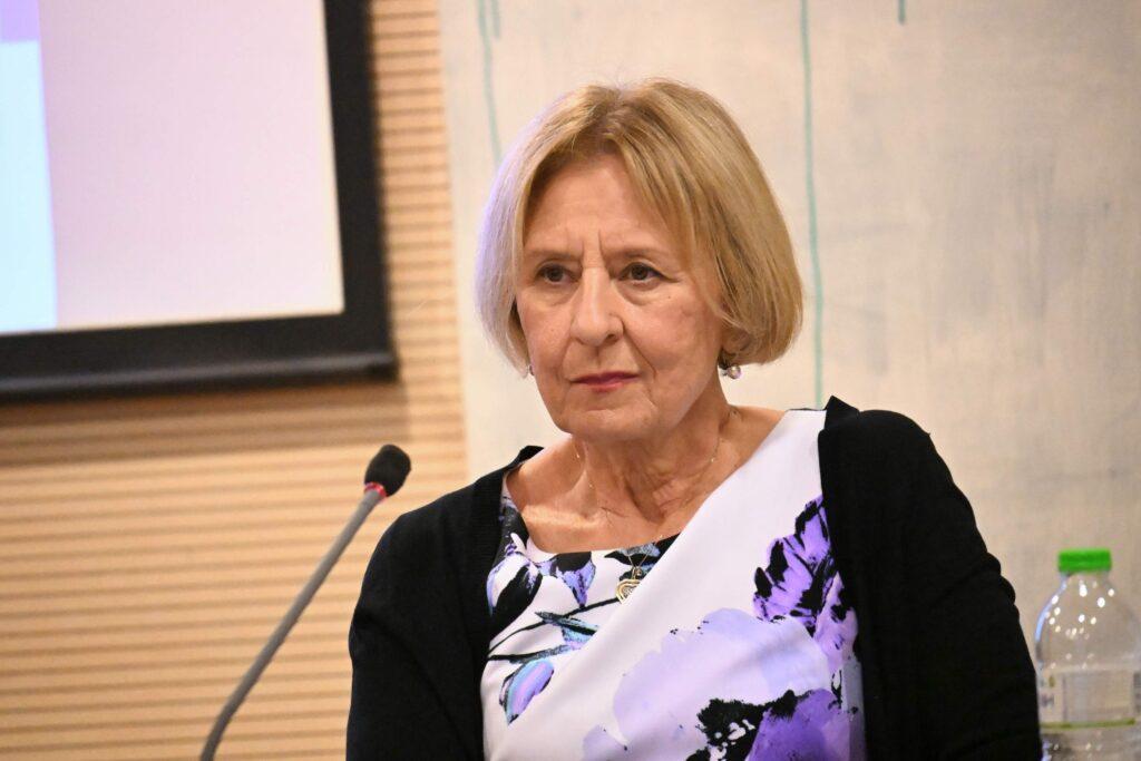 «Ποιος το γνωρίζει τούτο το νησί;»  ΦΙΛΟΛΟΓΙΚΕΣ ΑΝΑΖΗΤΗΣΕΙΣ ΣΤΗΝ ΚΥΠΡΙΑΚΗ ΕΝΔΟΧΩΡΑ του Κυριάκου Ιωάννου