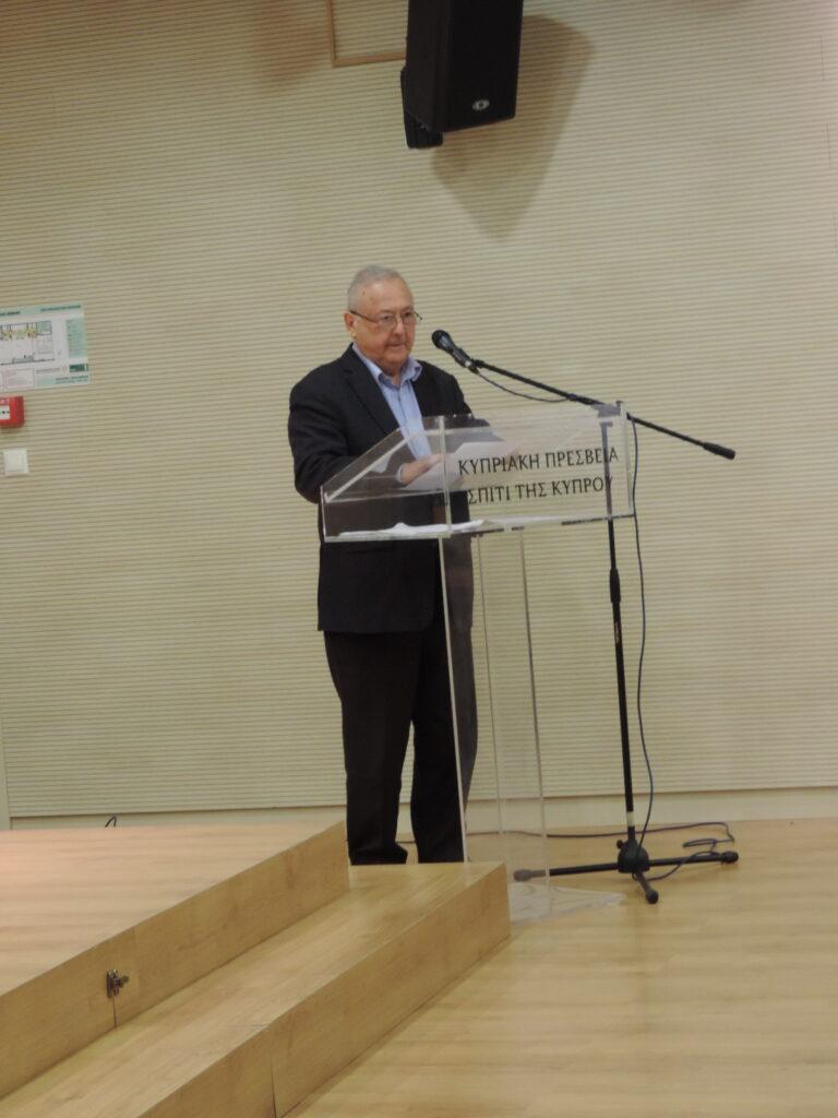 “Πρόσφυγες, Ορφανοί όπου Γης” της Σταυρούλας Δεκούλου