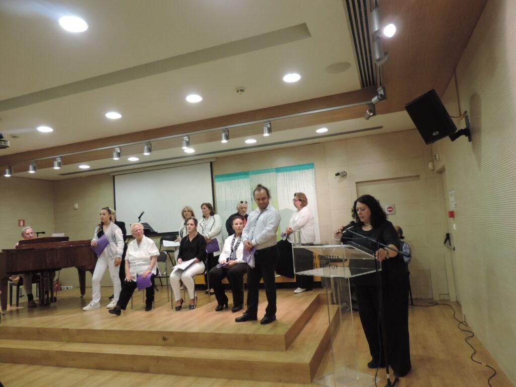 “Πρόσφυγες, Ορφανοί όπου Γης” της Σταυρούλας Δεκούλου