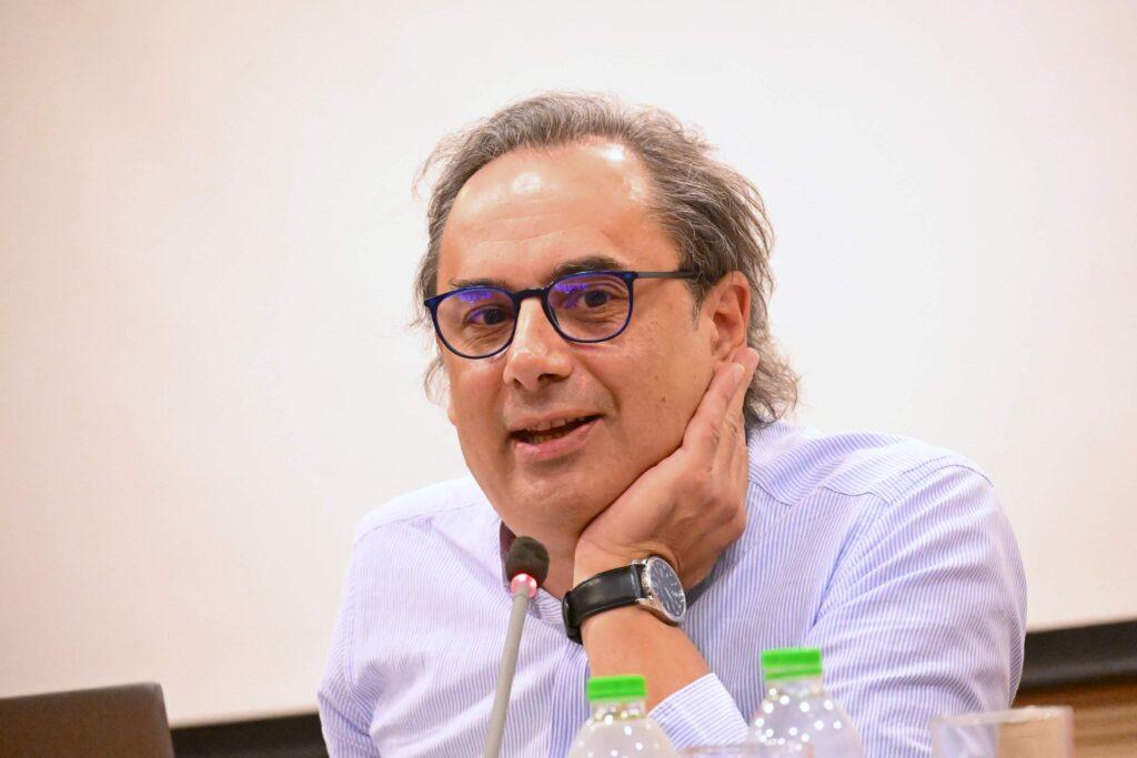 “Γενόμενος κάτοχος απεράτων καλλιεργησίμων εκτάσεων…” του Στάθη Κουτρουβίδη