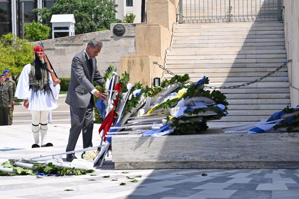 ΑΡΧΙΕΡΑΤΙΚΟ ΜΝΗΜΟΣΥΝΟ ΓΙΑ ΤΟΥΣ ΠΕΣΟΝΤΕΣ ΚΑΤΑ ΤΟ ΠΡΑΞΙΚΟΠΗΜΑ ΚΑΙ ΤΗΝ ΤΟΥΡΚΙΚΗ ΕΙΣΒΟΛΗ ΣΤΗΝ ΚΥΠΡΟ ΤΟ 1974