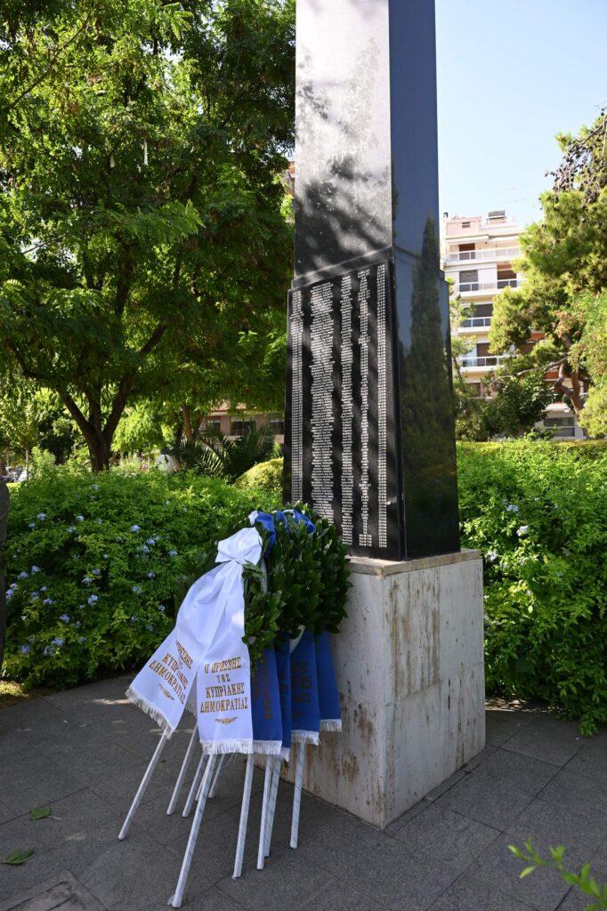 ΕΠΙΜΝΗΜΟΣΥΝΕΣ ΔΕΗΣΕΙΣ ΚΑΙ ΚΑΤΑΘΕΣΕΙΣ ΣΤΕΦΑΝΩΝ