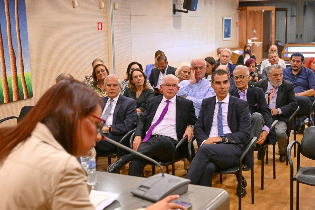 “Η αθέατη πλευρά. ΤΕΣΣΕΡΙΣ ΔΕΚΑΕΤΙΕΣ ΔΙΠΛΩΜΑΤΙΑΣ (1979-2018)” του Πρέσβυ ε.τ. κ. Αλέξανδρου Ν. Ζήνων