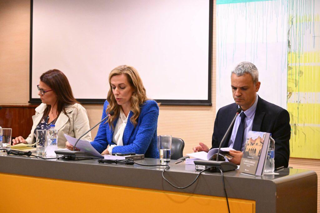 “Η αθέατη πλευρά. ΤΕΣΣΕΡΙΣ ΔΕΚΑΕΤΙΕΣ ΔΙΠΛΩΜΑΤΙΑΣ (1979-2018)” του Πρέσβυ ε.τ. κ. Αλέξανδρου Ν. Ζήνων