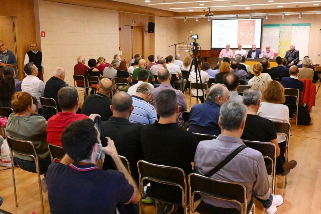 “Ιστορία του Κομμουνιστικού Κόμματος της Κύπρου (1923-1944): Η χαραυγή του Κυπριακού Κομμουνιστικού Κινήματος” των Αλέξη Αλέκου και Σπύρου Σακελλαρόπουλου