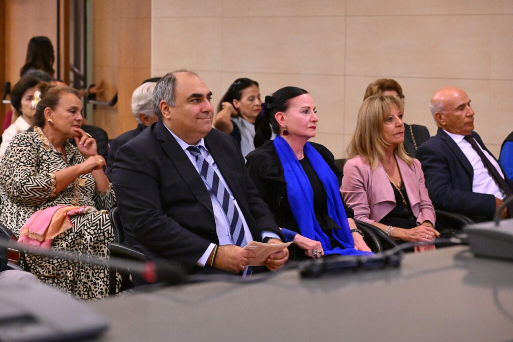 “Λαϊκές ενδυμασίες του Ριζοκαρπάσου:  ένας ιδιαίτερος και μοναδικός  ενδυματολογικός πολιτισμός” διάλεξη της Νάσας Παταπίου