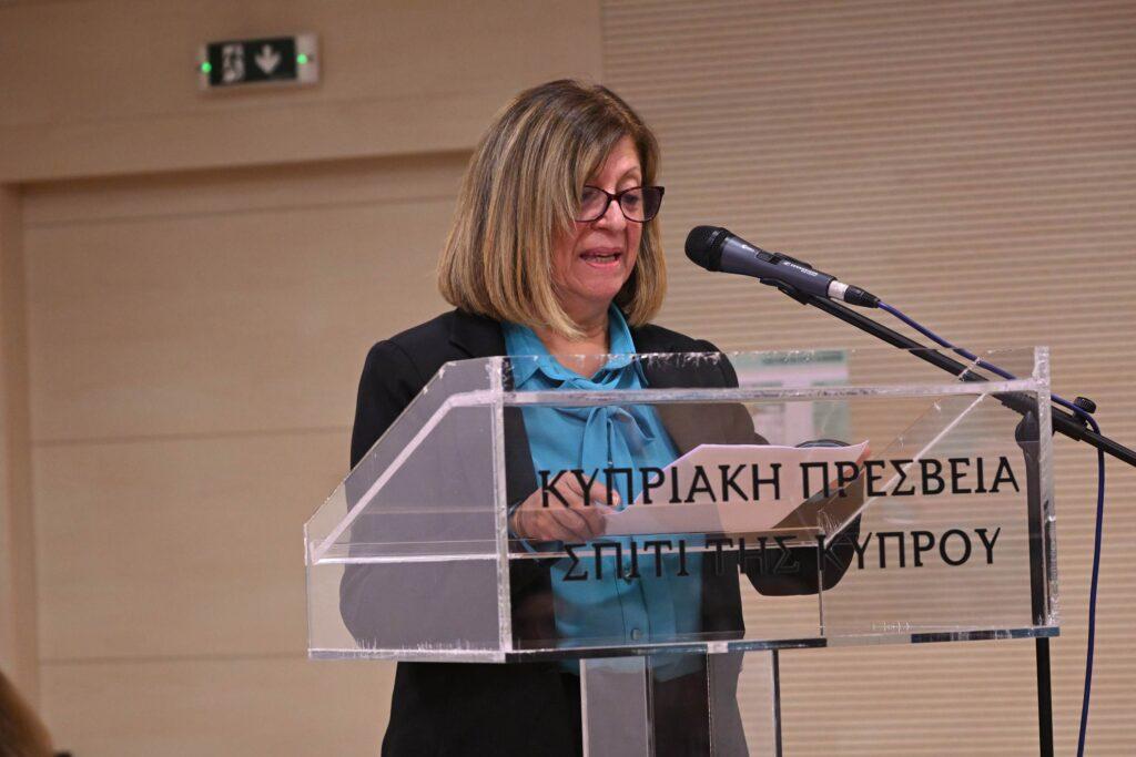 “Ιστορία της Κερύνειας” του Ιωσήφ Βιολάρη