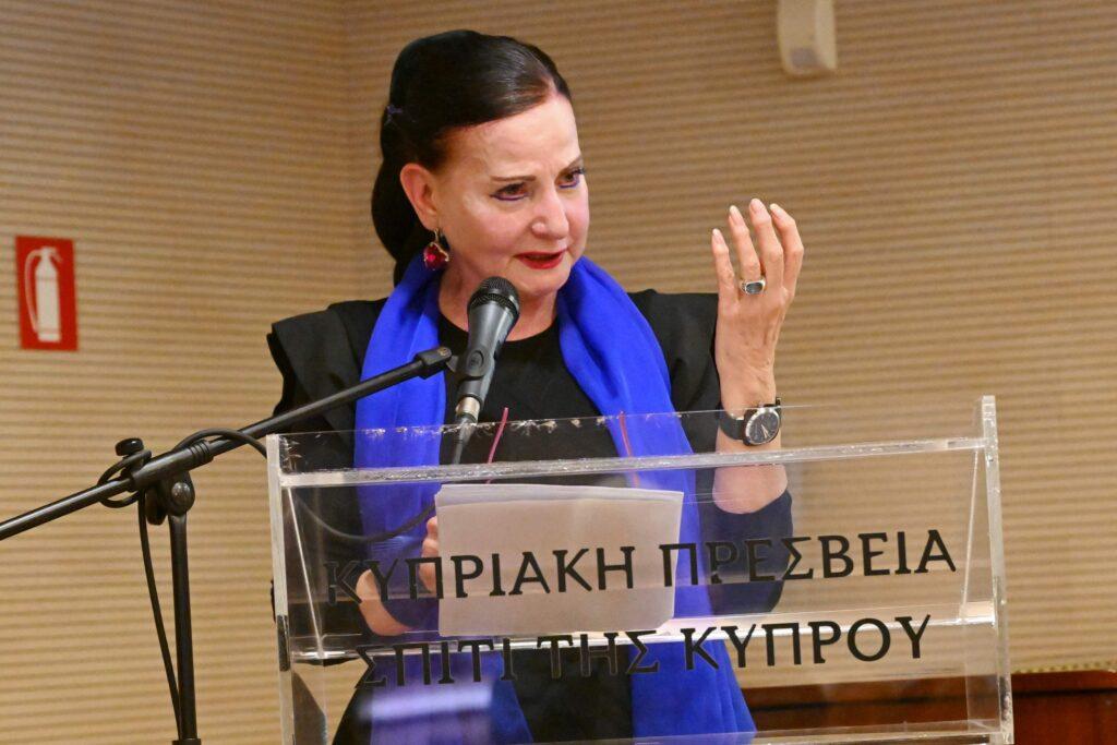 “Λαϊκές ενδυμασίες του Ριζοκαρπάσου:  ένας ιδιαίτερος και μοναδικός  ενδυματολογικός πολιτισμός” διάλεξη της Νάσας Παταπίου