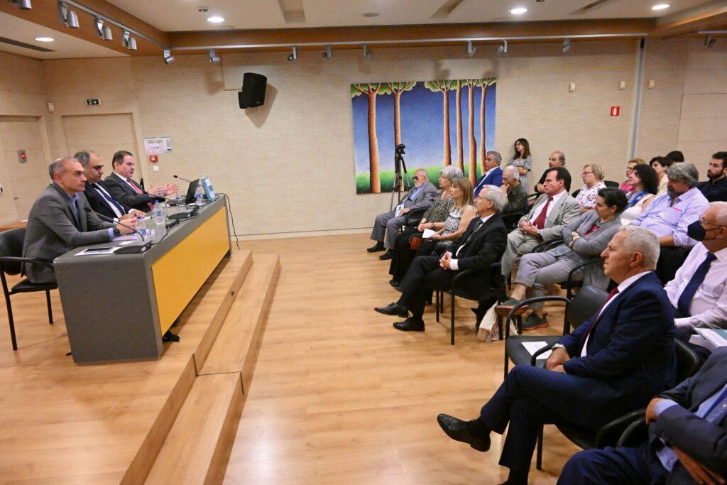 “ΤΟ ΔΙΚΑΙΟ ΤΗΣ ΘΑΛΑΣΣΑΣ ΣΤΗΝ ΑΝΑΤΟΛΙΚΗ ΜΕΣΟΓΕΙΟ. Η Γεωστρατηγική Καταλυτικότητα των ΑΟΖ  της Ελλάδας και της Κυπριακής Δημοκρατίας” του δρος Μιχάλη Σταυρινού