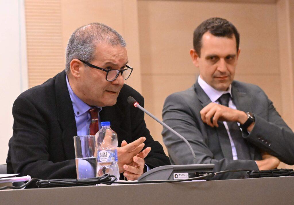 “Τα Συντάγματα της Εθνεγερσίας” του Άλκη Δερβιτσιώτη