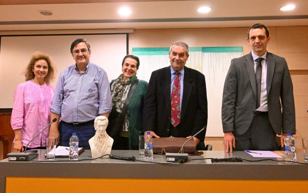 “Τα Συντάγματα της Εθνεγερσίας” του Άλκη Δερβιτσιώτη