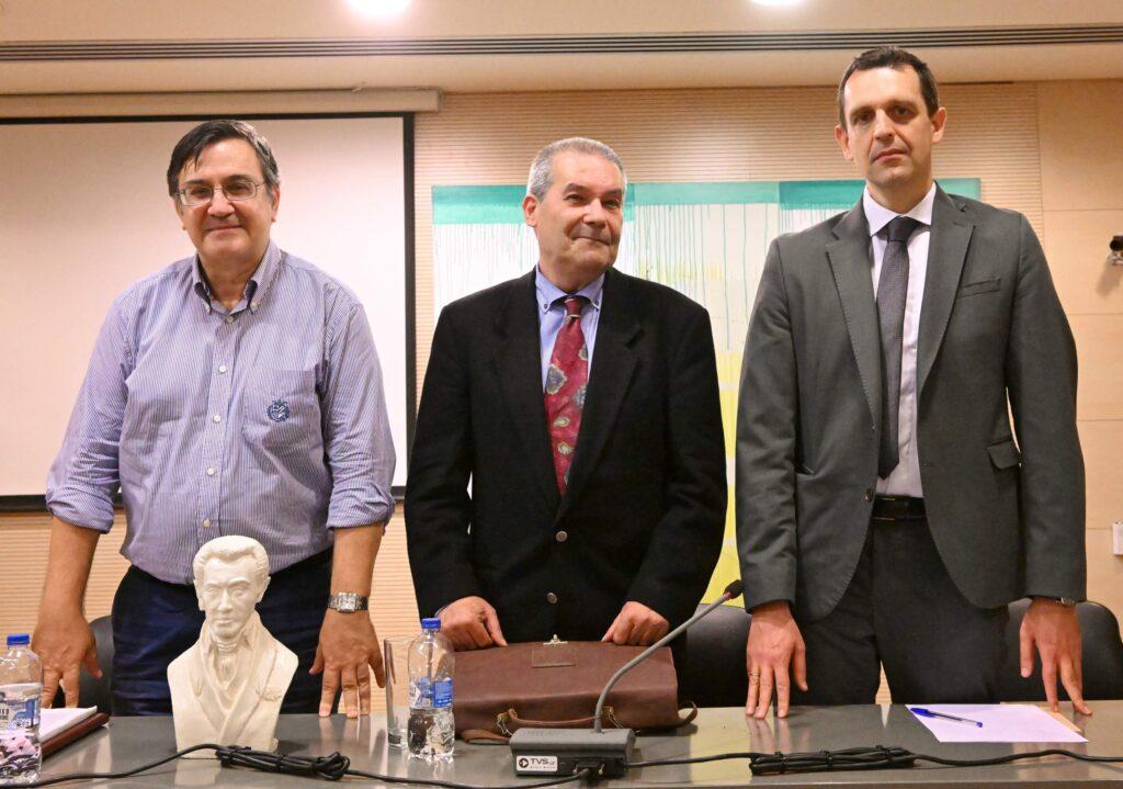 “Τα Συντάγματα της Εθνεγερσίας” του Άλκη Δερβιτσιώτη