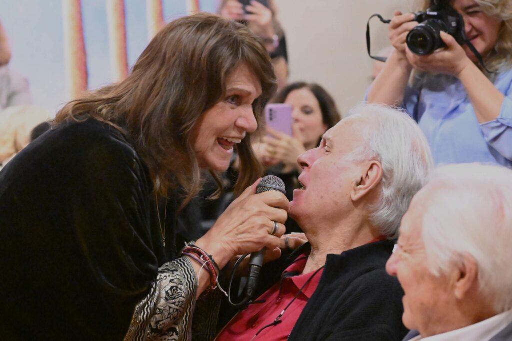 “Δώρος Γεωργιάδης. Μ’ ένα τραγούδι που μιλάει στην ανθρωπιά σας” του Αλέξανδρου Φωκά