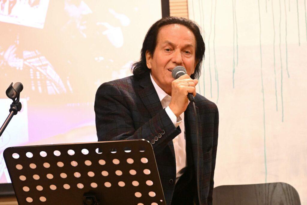 “Δώρος Γεωργιάδης. Μ’ ένα τραγούδι που μιλάει στην ανθρωπιά σας” του Αλέξανδρου Φωκά