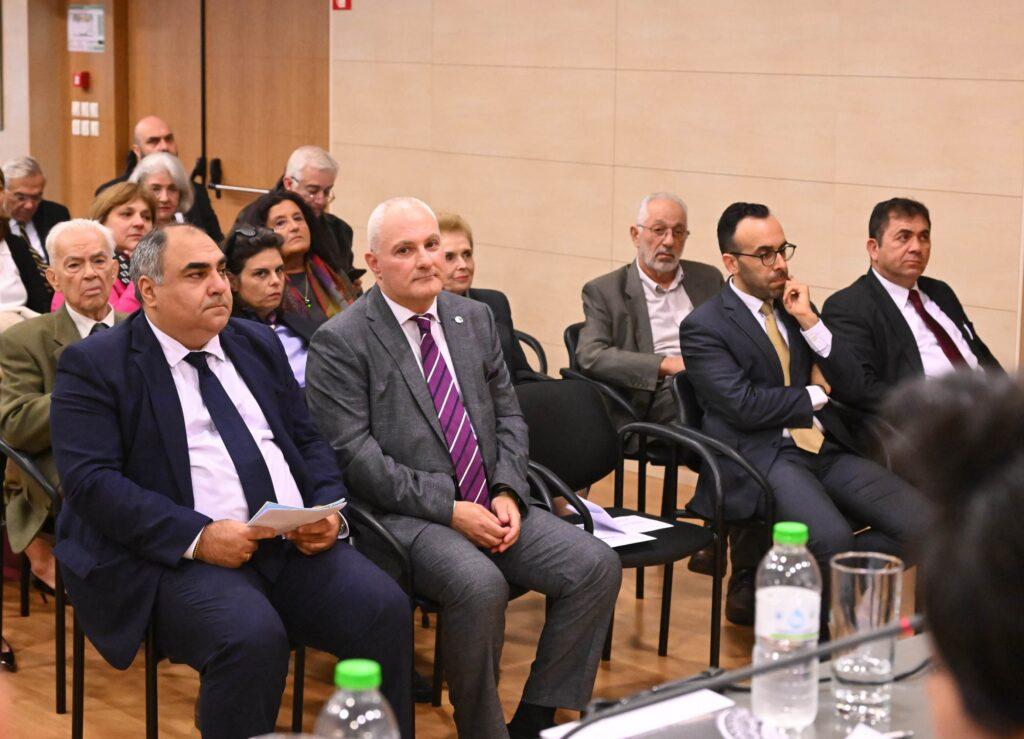 “Πρόφεγγο και άλλα μικρά” του Δημήτρη Ν. Χρυσοχόου