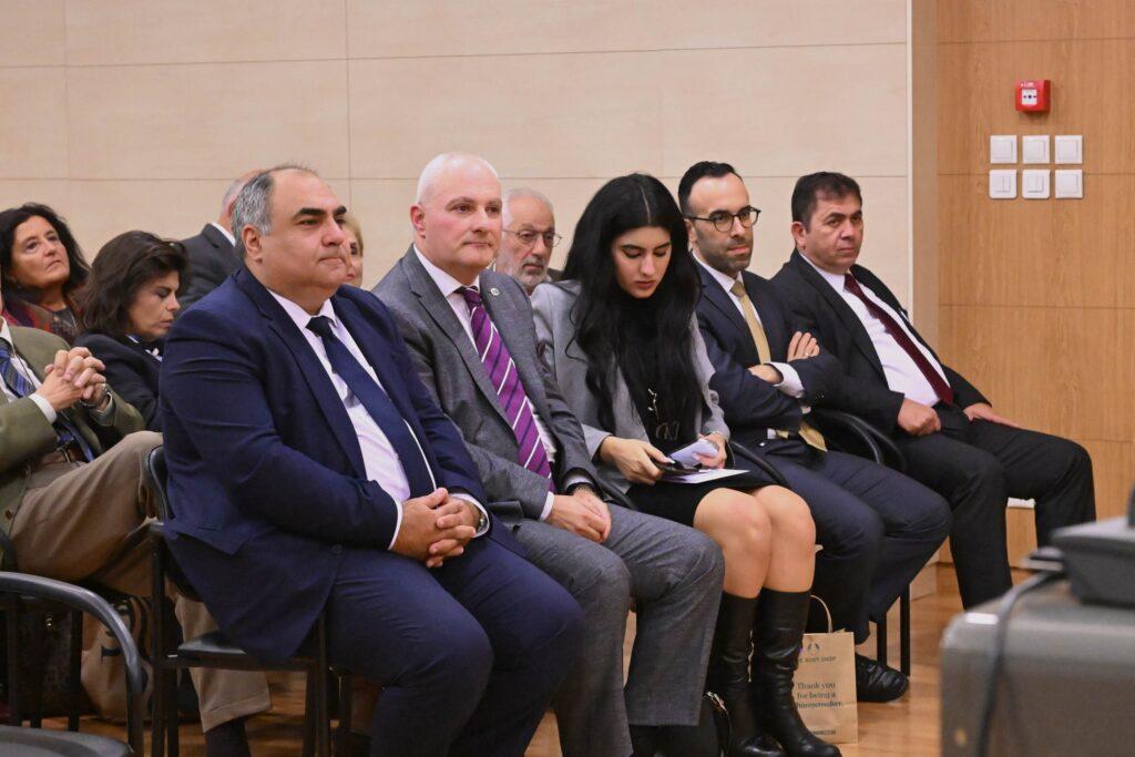 “Πρόφεγγο και άλλα μικρά” του Δημήτρη Ν. Χρυσοχόου
