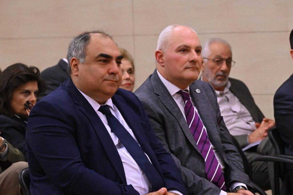 “Πρόφεγγο και άλλα μικρά” του Δημήτρη Ν. Χρυσοχόου