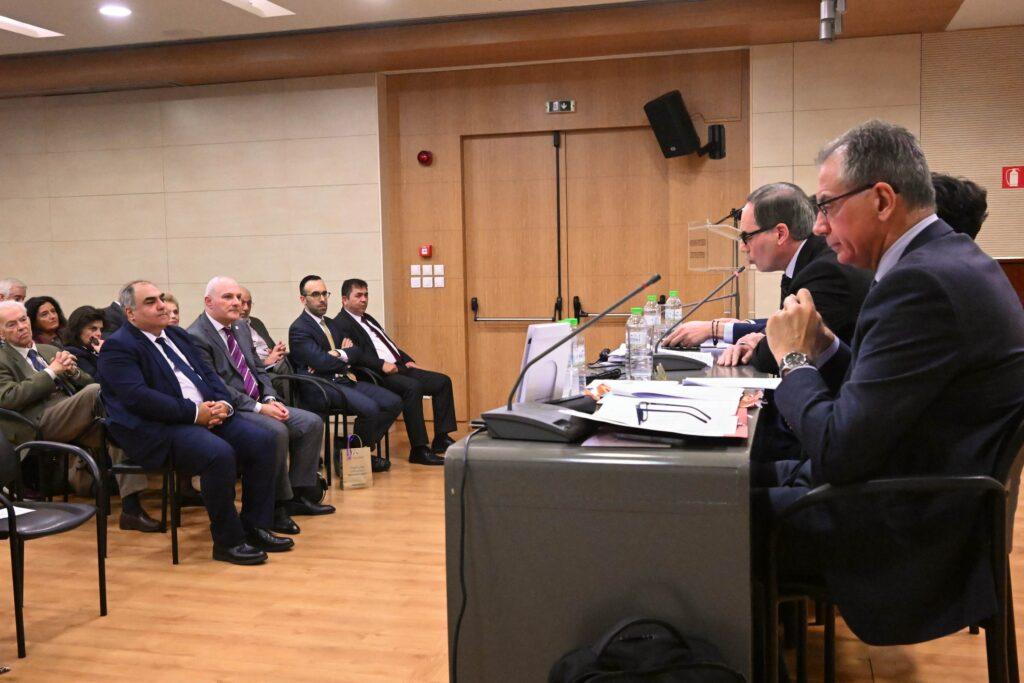 “Πρόφεγγο και άλλα μικρά” του Δημήτρη Ν. Χρυσοχόου