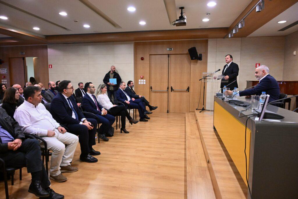 “Κοινωνία Τζαζ!” του Βασίλη Δημητριάδη