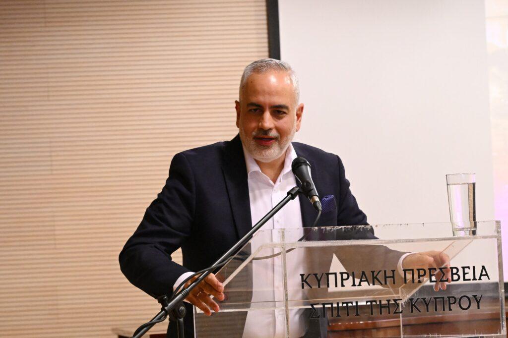 “Κοινωνία Τζαζ!” του Βασίλη Δημητριάδη