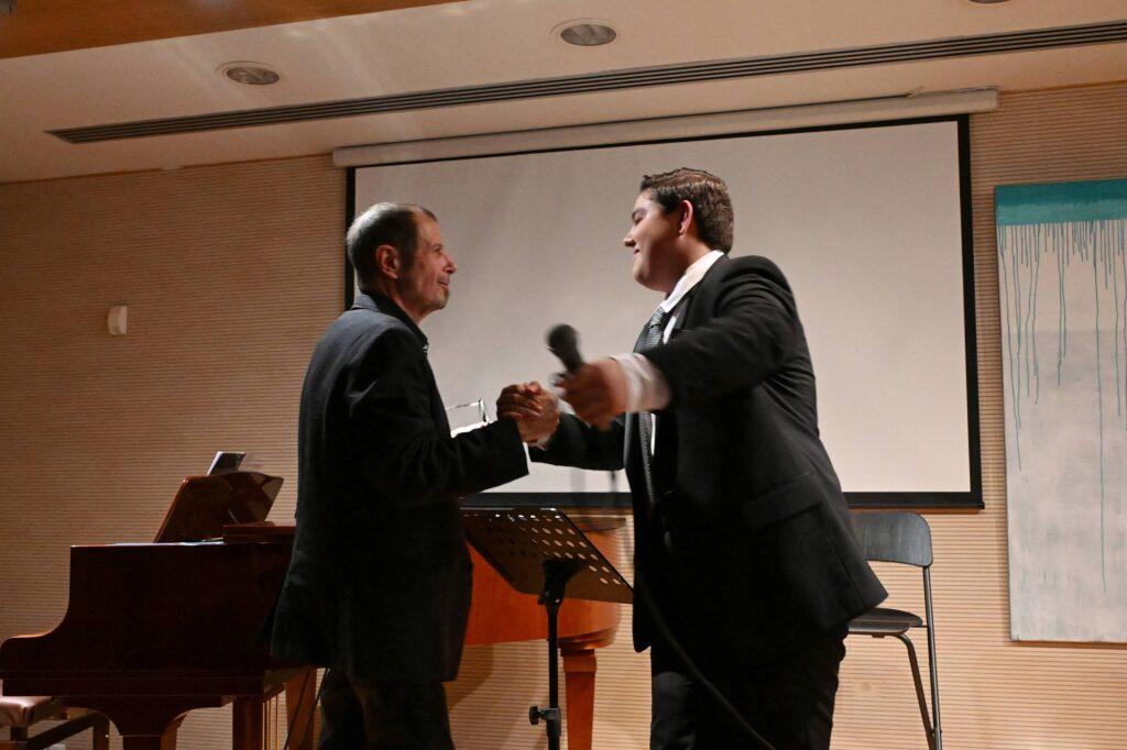 Μουσικό ταξίδι με τον ΙΩΑΝΝΗ ΛΙΒΑΝΟ