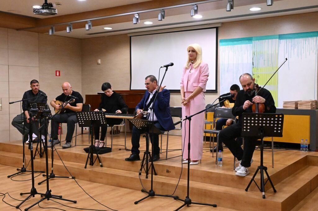 “ΦΩΝΗ ΛΑΟΥ ΕΥΤΖΗ ΘΕΟΥ. Οι Φωνές της κυπριακής μουσικής παράδοσης” του Μιχάλη Χατζημιχαήλ