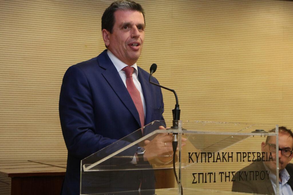 “Κυπριακό Συνταγματικό Δίκαιο. Θεμελιώδη Δικαιώματα & Ελευθερίες” του δρος Κώστα Παρασκευά