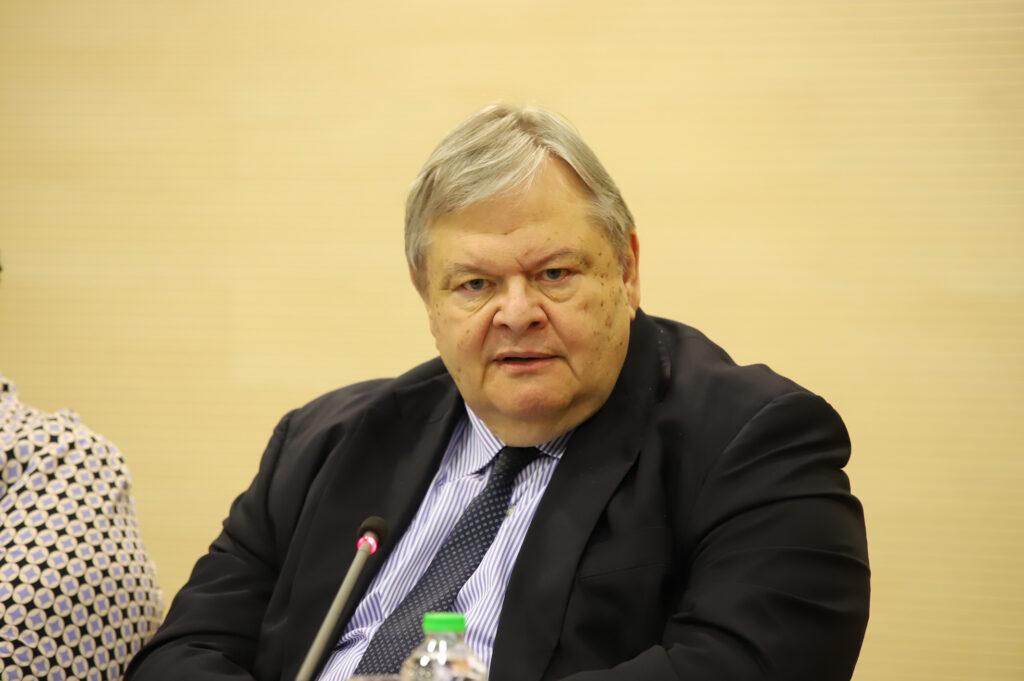“Κυπριακό Συνταγματικό Δίκαιο. Θεμελιώδη Δικαιώματα & Ελευθερίες” του δρος Κώστα Παρασκευά