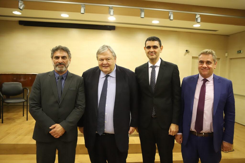 “Κυπριακό Συνταγματικό Δίκαιο. Θεμελιώδη Δικαιώματα & Ελευθερίες” του δρος Κώστα Παρασκευά