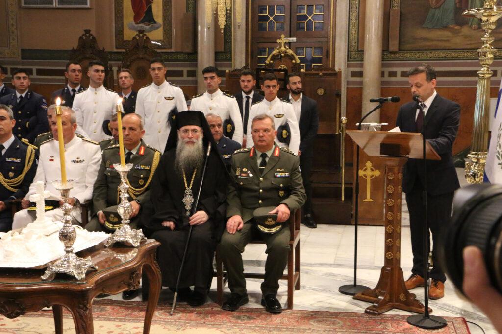 ΑΡΧΙΕΡΑΤΙΚΟ ΜΝΗΜΟΣΥΝΟ για τους πεσόντες κατά το πραξικόπημα και την τουρκική εισβολή στην Κύπρο το 1974  που τελεί ο Δήμος Αθηναίων