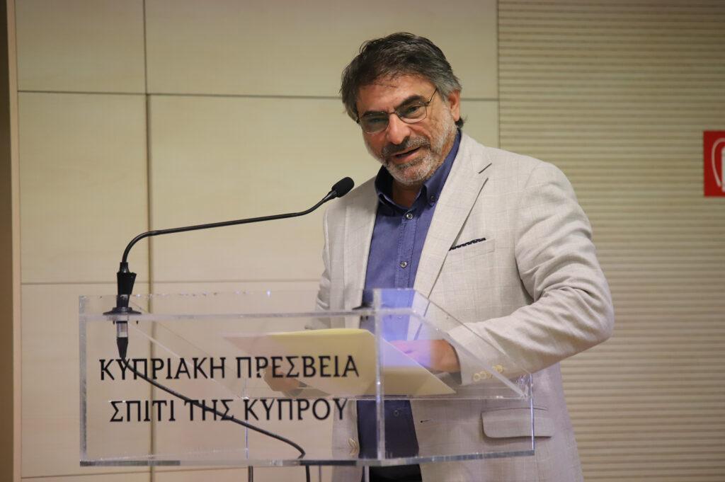 ΜΙΛΤΟΣ ΣΑΧΤΟΥΡΗΣ. Ο ποιητής των τολμηρών εικόνων.